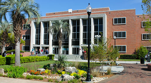 Photo: Strozier Library